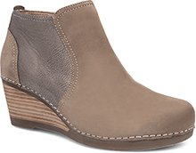 Dansko Outlet - Susan Walnut Nubuck