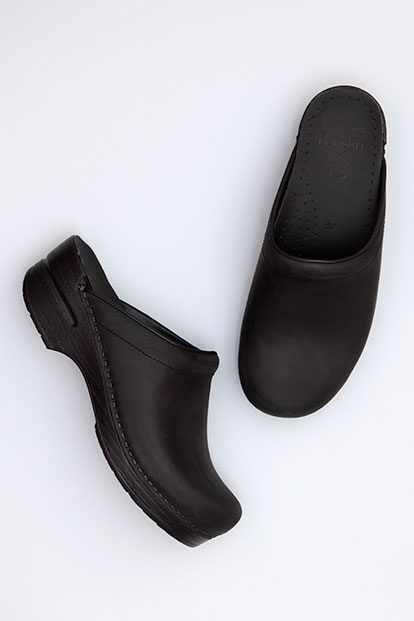 dansko sonja black oiled