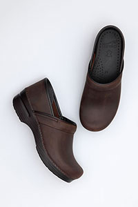 dansko black natural oiled